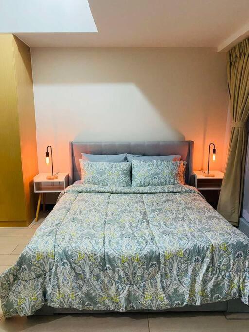 Cosy Executive 1 Bedroom Uptown Parksuites Ultra Fast Internet 마닐라 외부 사진
