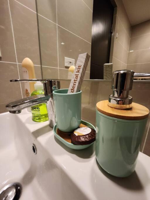 Cosy Executive 1 Bedroom Uptown Parksuites Ultra Fast Internet 마닐라 외부 사진
